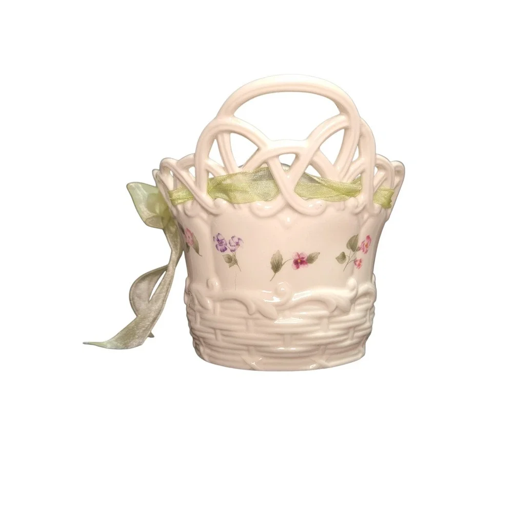 Lenox Posy Baskets‎ Cream Floral Design Green Ribbon 9.5